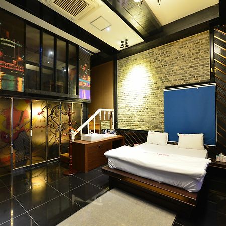 Daegu Piano Motel Ngoại thất bức ảnh